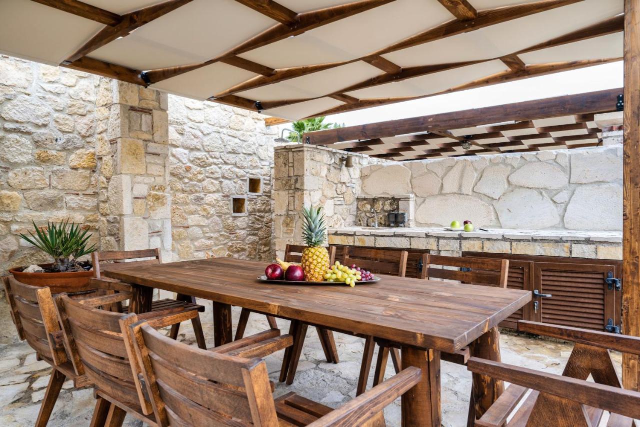 Palmrise Luxury Villas By Travel Pro Services - Nea Skioni Halkidiki Bagian luar foto